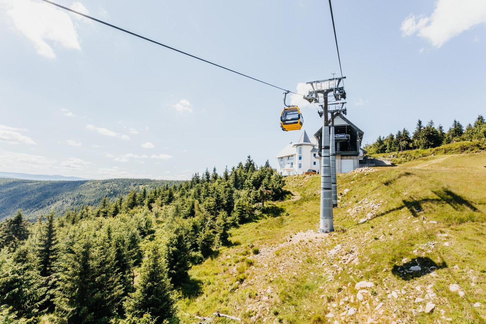 Elements Hotel&Spa Świeradów-Zdrój Exterior foto The cable car